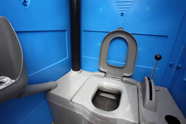Portable Toilet Options We Offer in Hanceville, AL