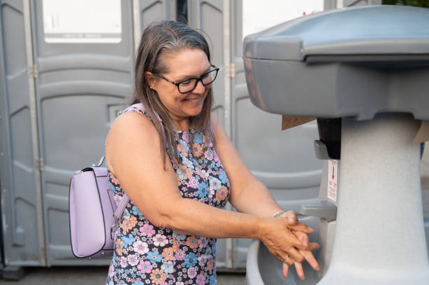 Best Porta potty rental near me  in Hanceville, AL